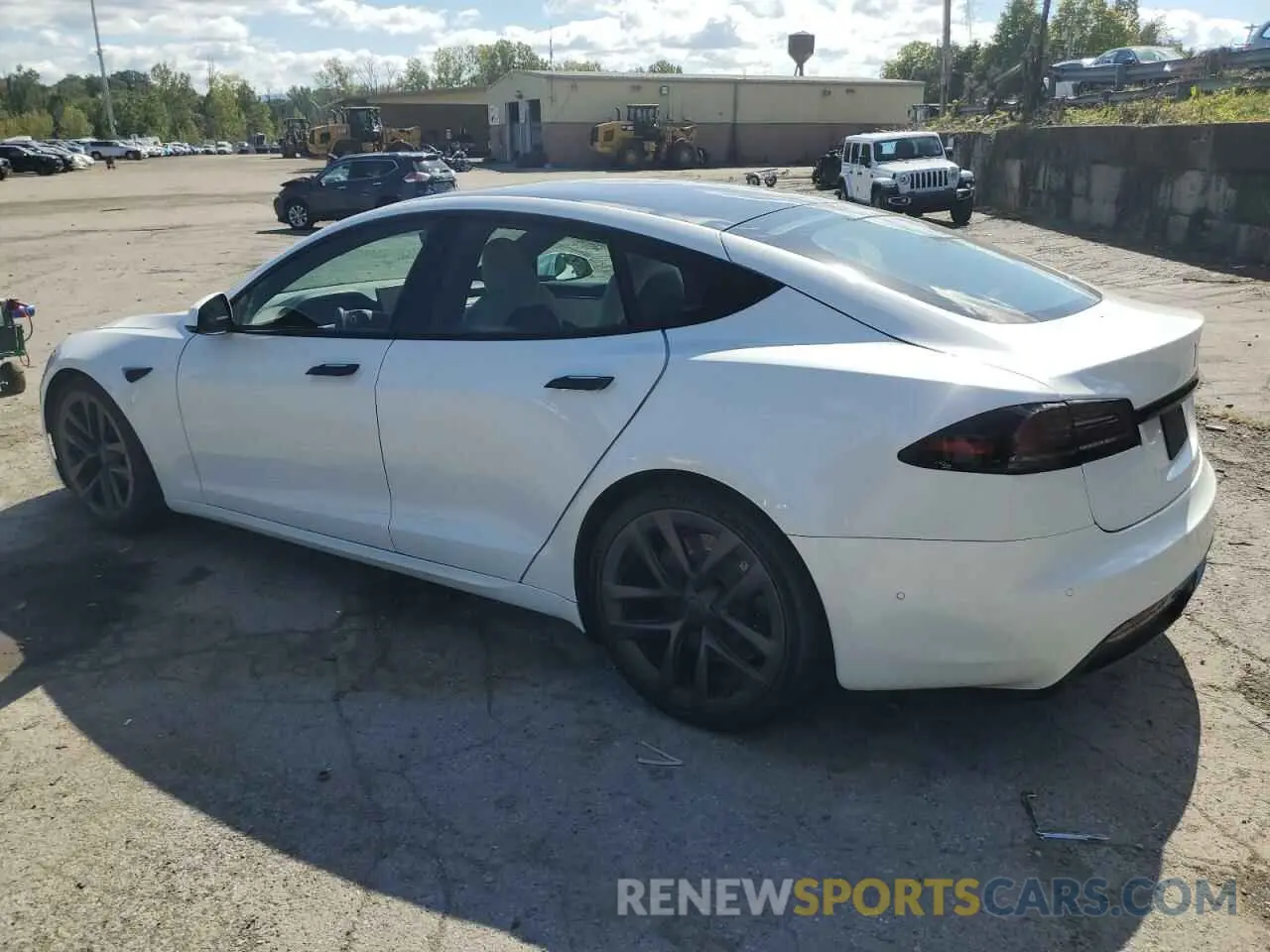2 Photograph of a damaged car 5YJSA1E53NF489759 TESLA MODEL S 2022