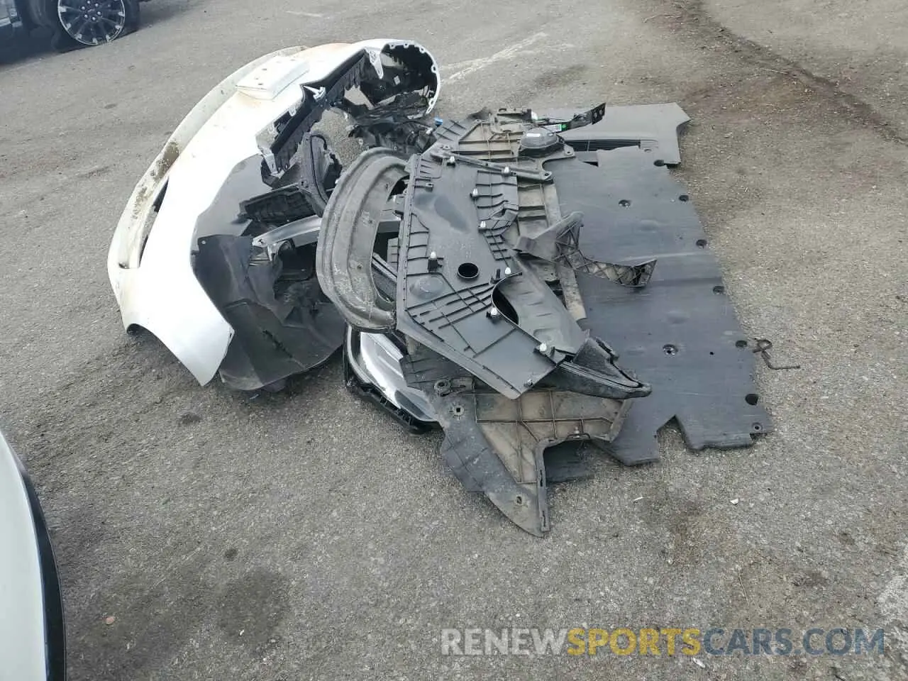 12 Фотография поврежденного автомобиля 5YJSA1E53NF492855 TESLA MODEL S 2022