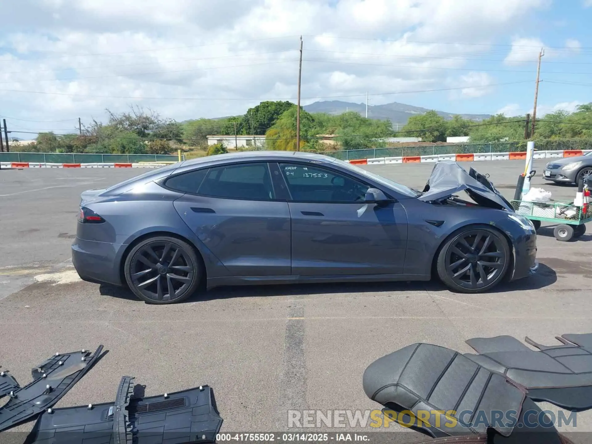 14 Фотография поврежденного автомобиля 5YJSA1E55NF483364 TESLA MODEL S 2022