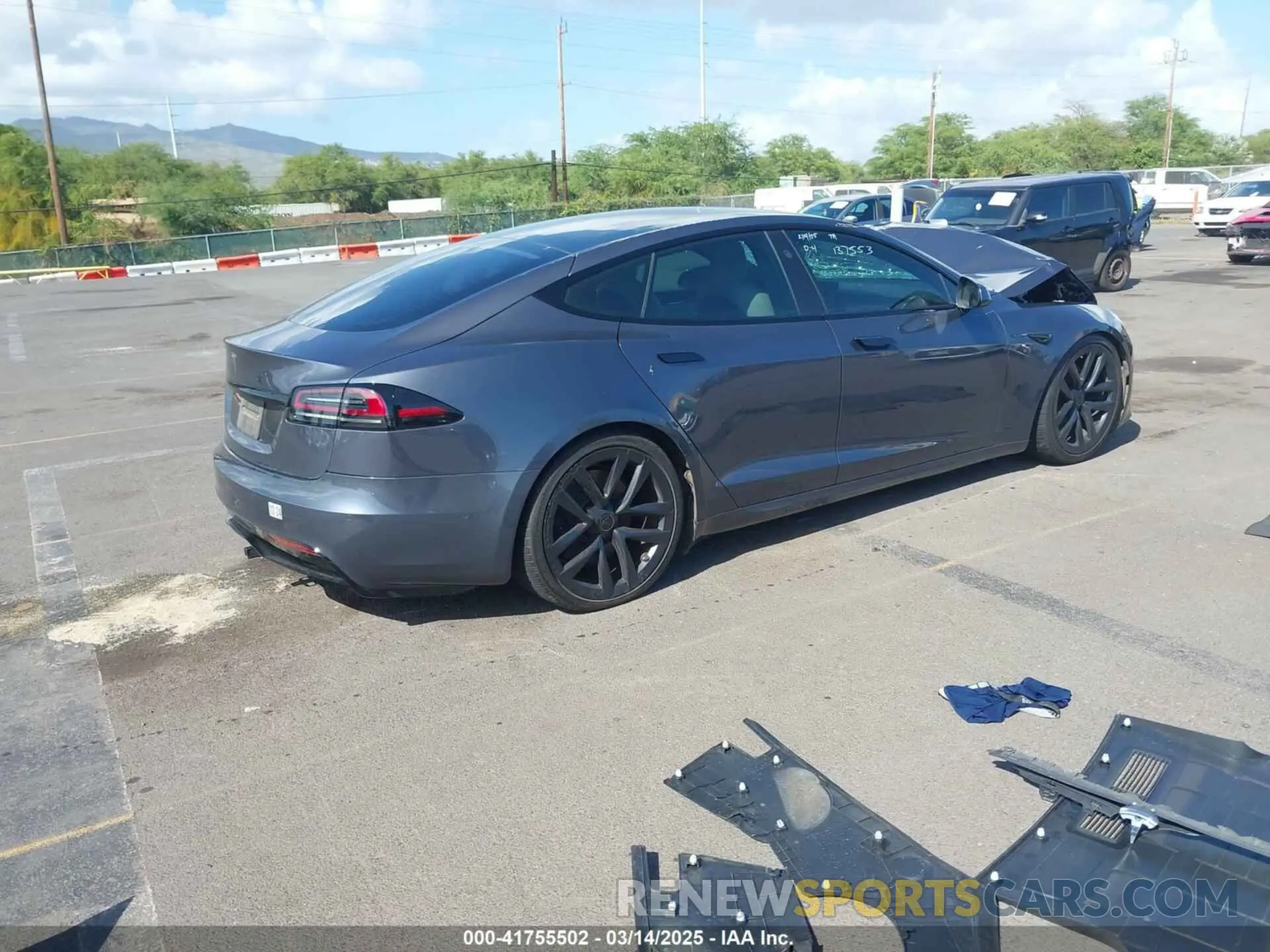 4 Фотография поврежденного автомобиля 5YJSA1E55NF483364 TESLA MODEL S 2022
