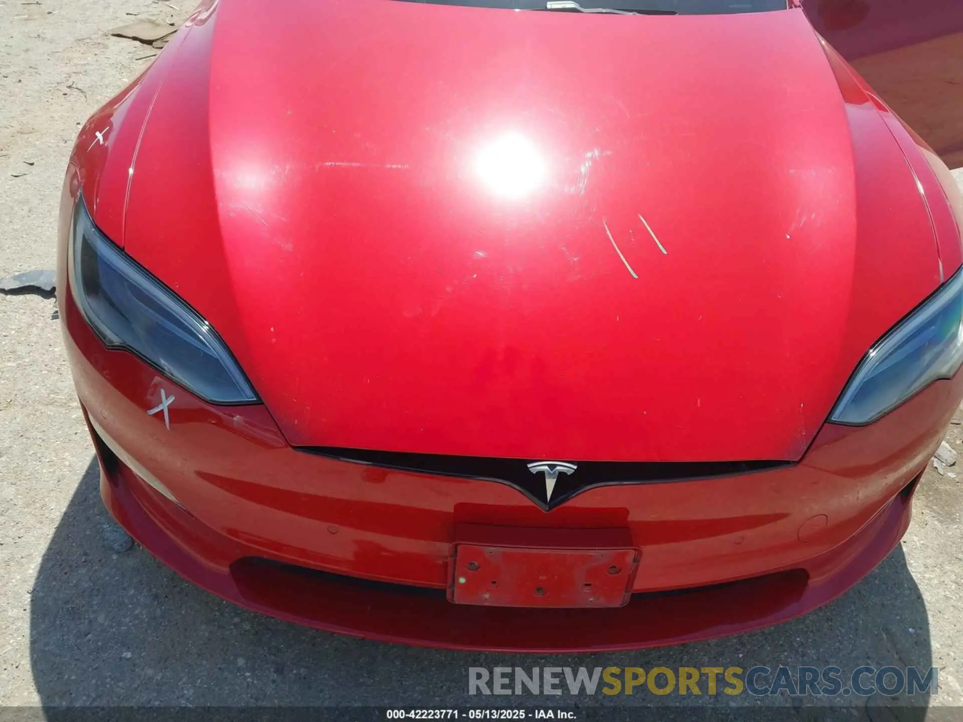 6 Photograph of a damaged car 5YJSA1E55NF491593 TESLA MODEL S 2022