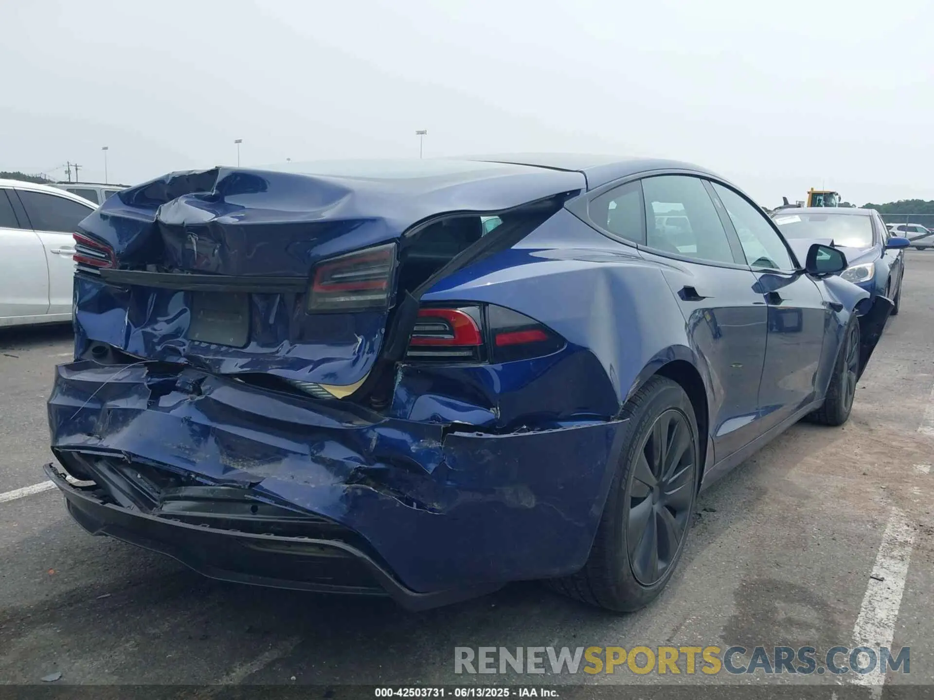 4 Фотография поврежденного автомобиля 5YJSA1E55NF493604 TESLA MODEL S 2022