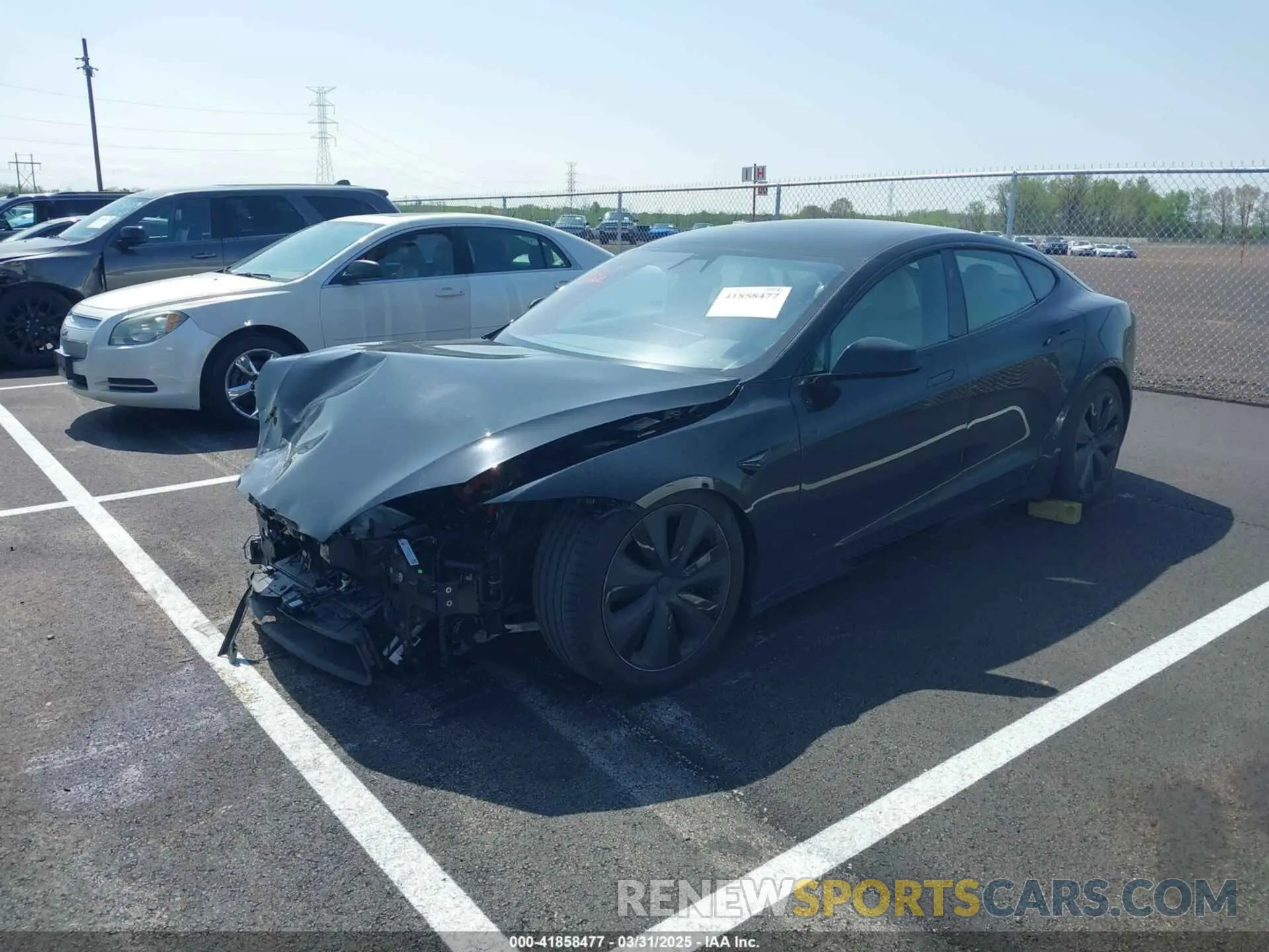 2 Photograph of a damaged car 5YJSA1E56NF490064 TESLA MODEL S 2022