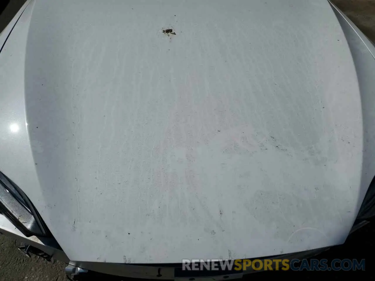 11 Photograph of a damaged car 5YJSA1E57NF475282 TESLA MODEL S 2022