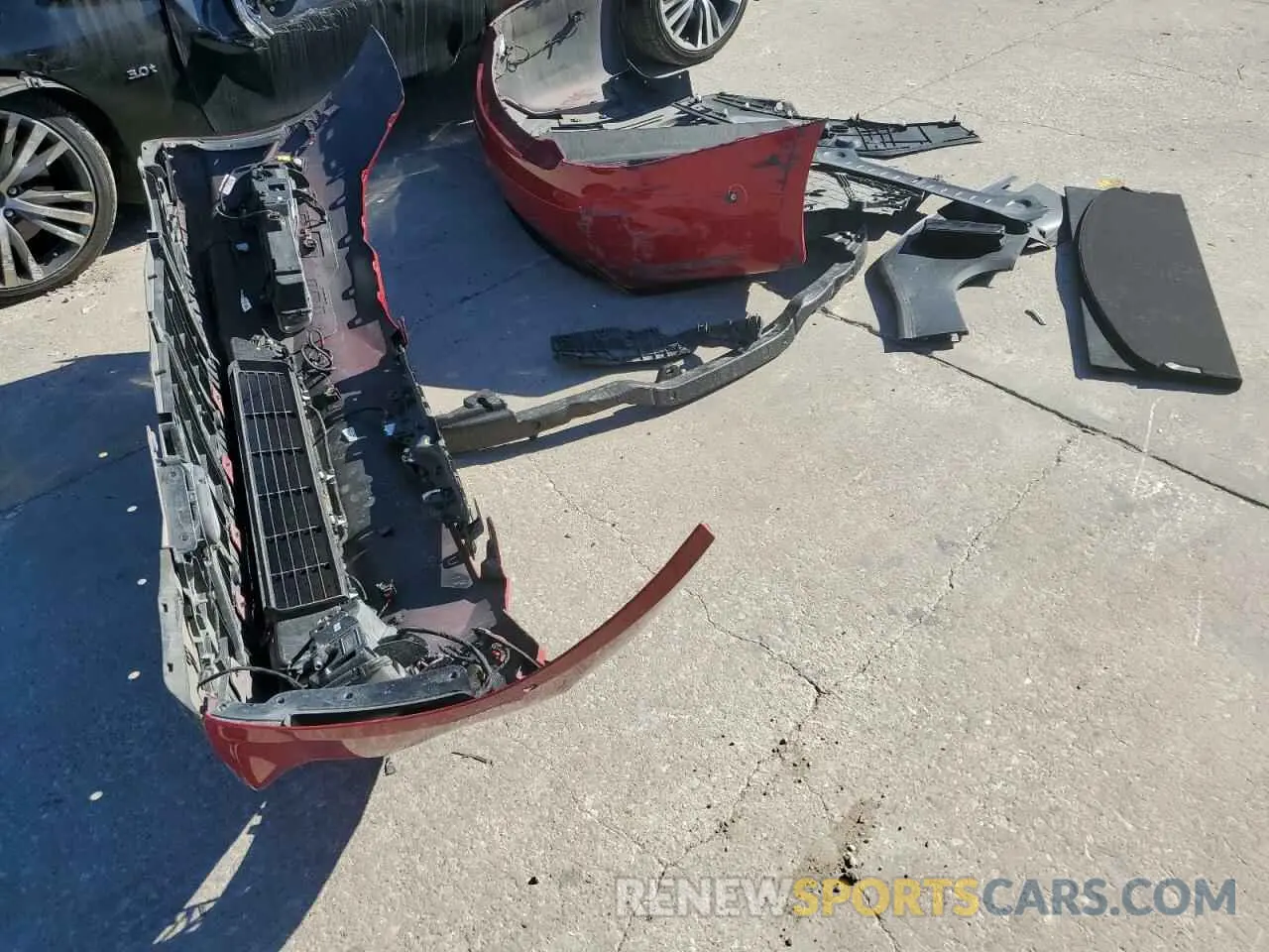 14 Photograph of a damaged car 5YJSA1E57NF478036 TESLA MODEL S 2022