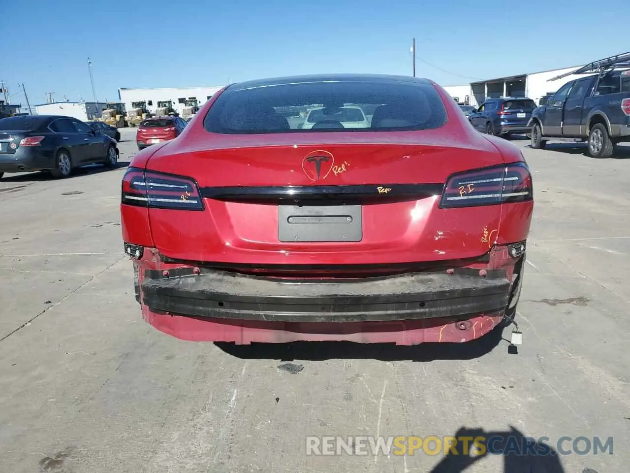 6 Photograph of a damaged car 5YJSA1E57NF478036 TESLA MODEL S 2022