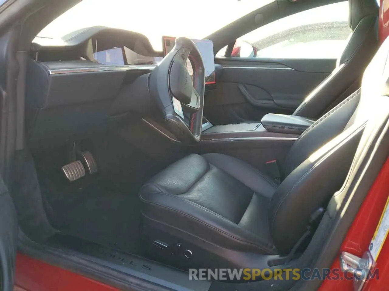 7 Photograph of a damaged car 5YJSA1E57NF478036 TESLA MODEL S 2022