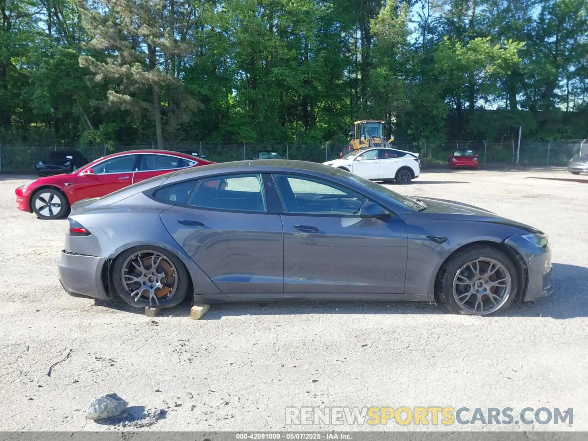 13 Фотография поврежденного автомобиля 5YJSA1E57NF479056 TESLA MODEL S 2022