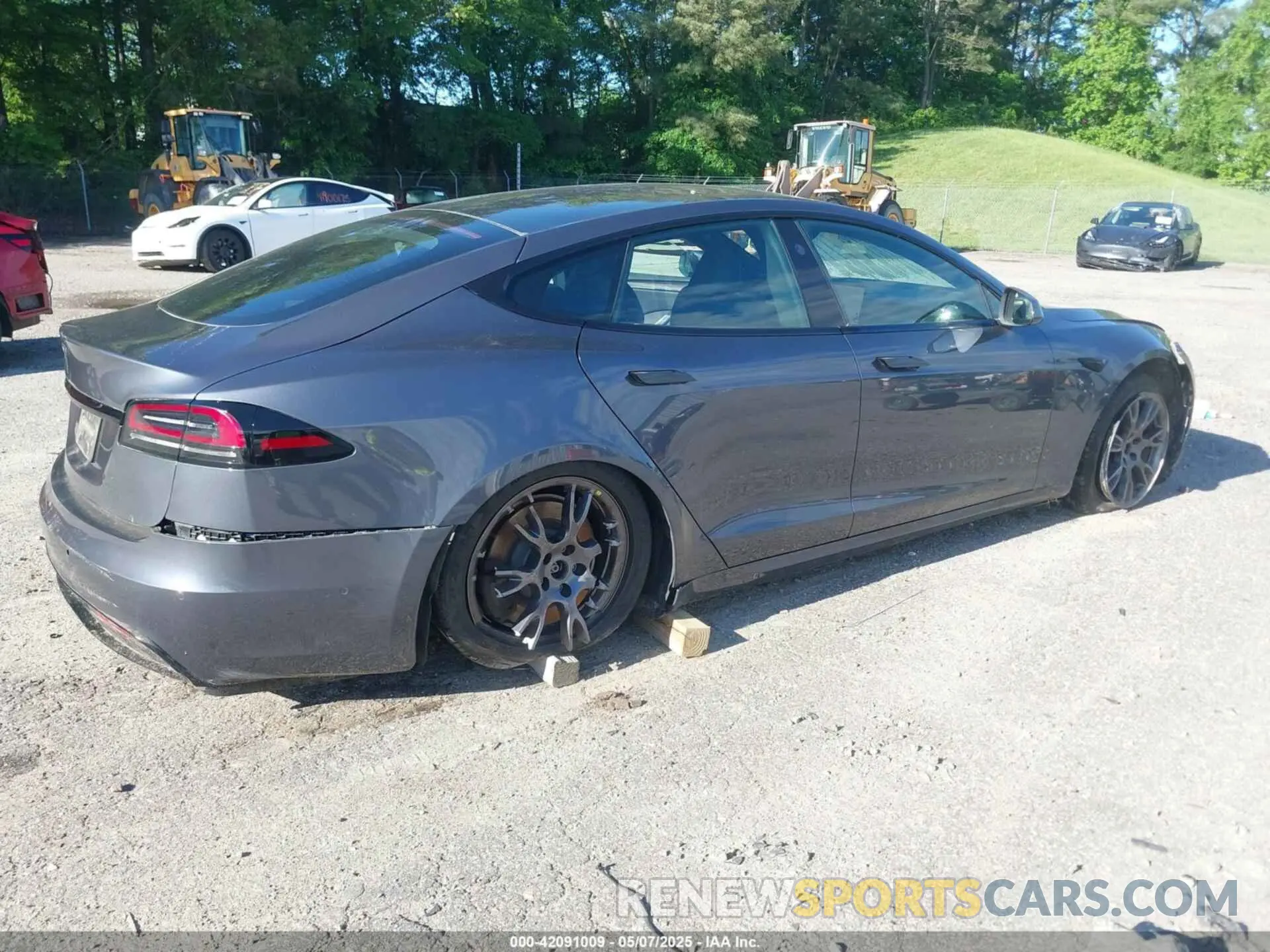 6 Фотография поврежденного автомобиля 5YJSA1E57NF479056 TESLA MODEL S 2022