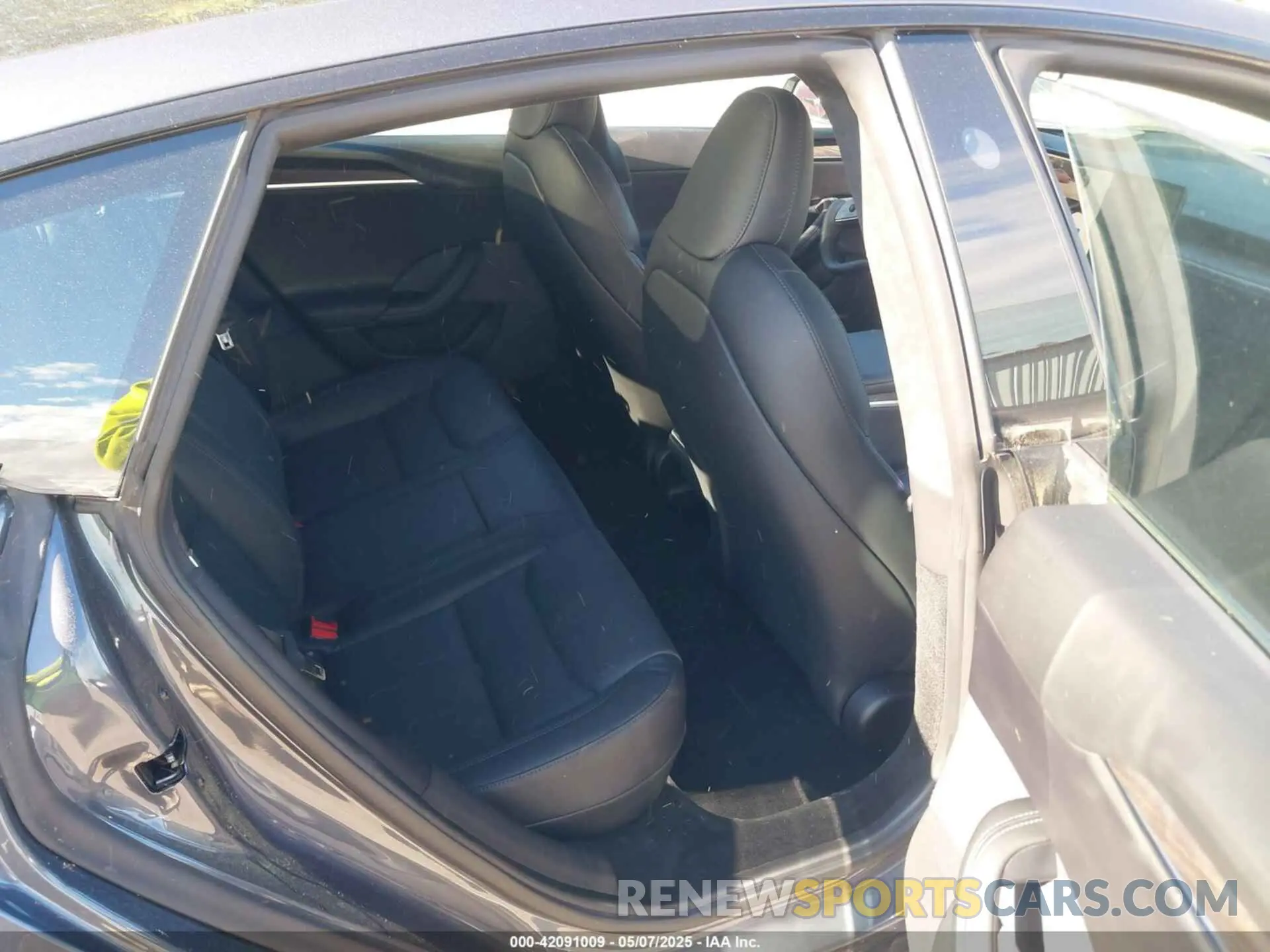 8 Фотография поврежденного автомобиля 5YJSA1E57NF479056 TESLA MODEL S 2022