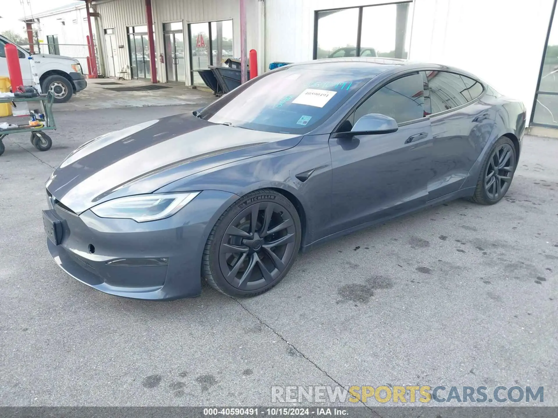 2 Photograph of a damaged car 5YJSA1E58NF469507 TESLA MODEL S 2022