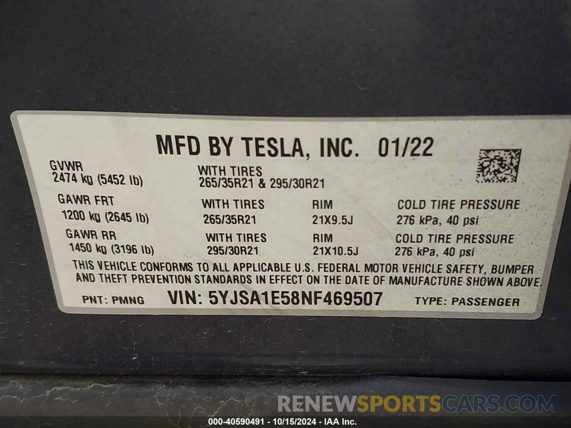 9 Photograph of a damaged car 5YJSA1E58NF469507 TESLA MODEL S 2022