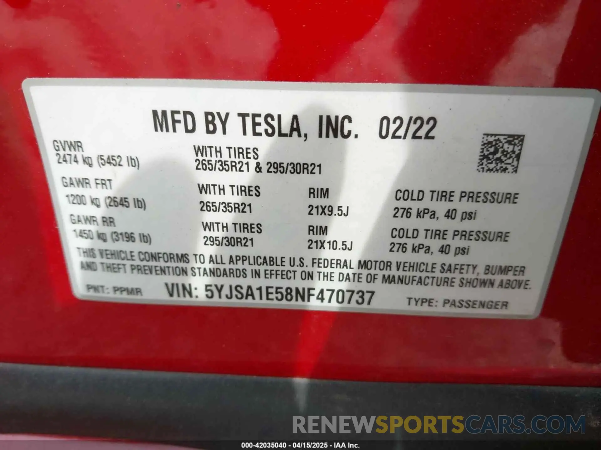 9 Photograph of a damaged car 5YJSA1E58NF470737 TESLA MODEL S 2022