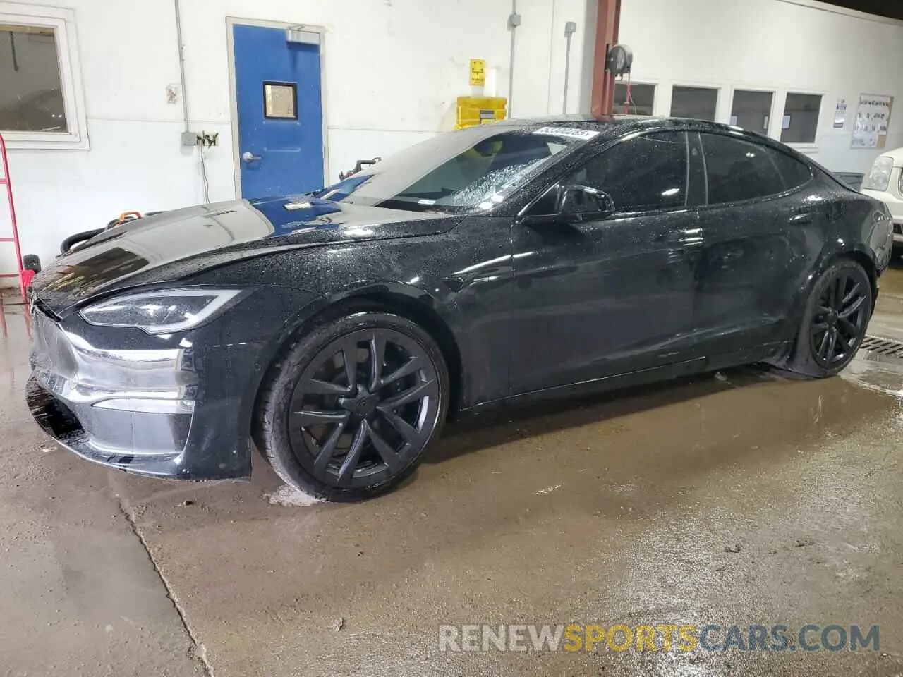 1 Фотография поврежденного автомобиля 5YJSA1E58NF478370 TESLA MODEL S 2022