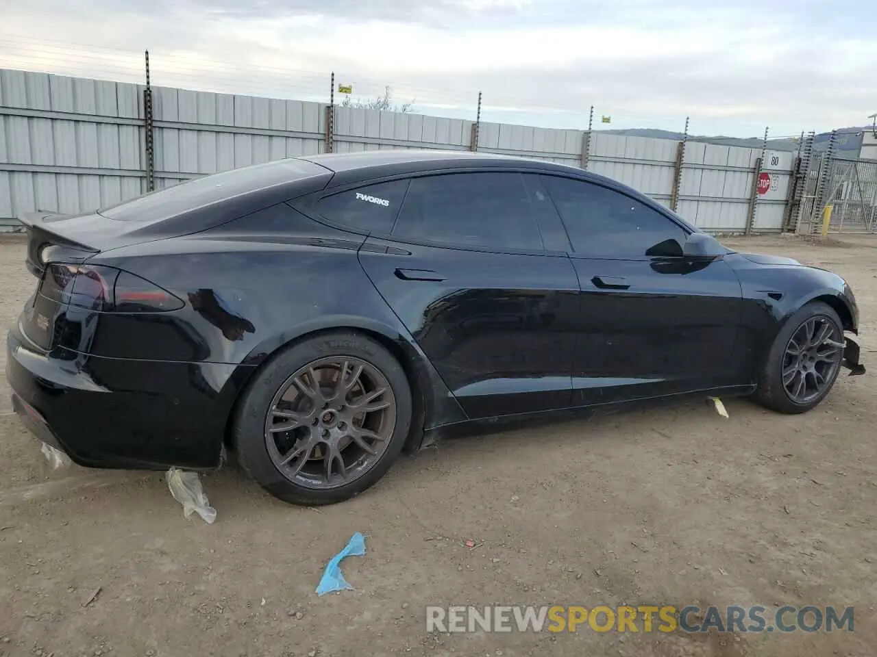 3 Фотография поврежденного автомобиля 5YJSA1E58NF487215 TESLA MODEL S 2022