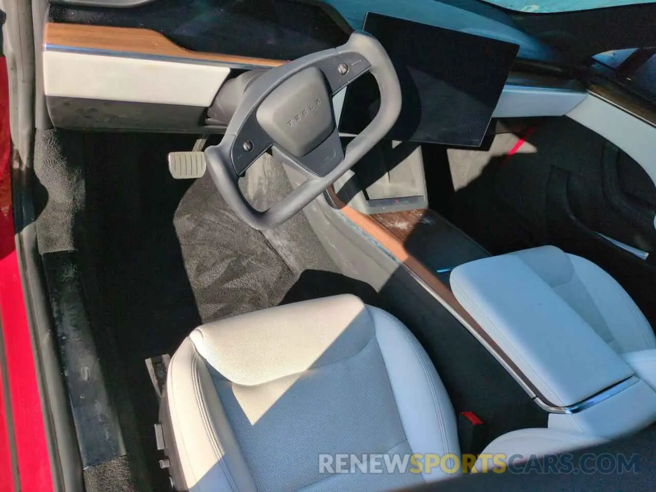 8 Photograph of a damaged car 5YJSA1E58NF488560 TESLA MODEL S 2022