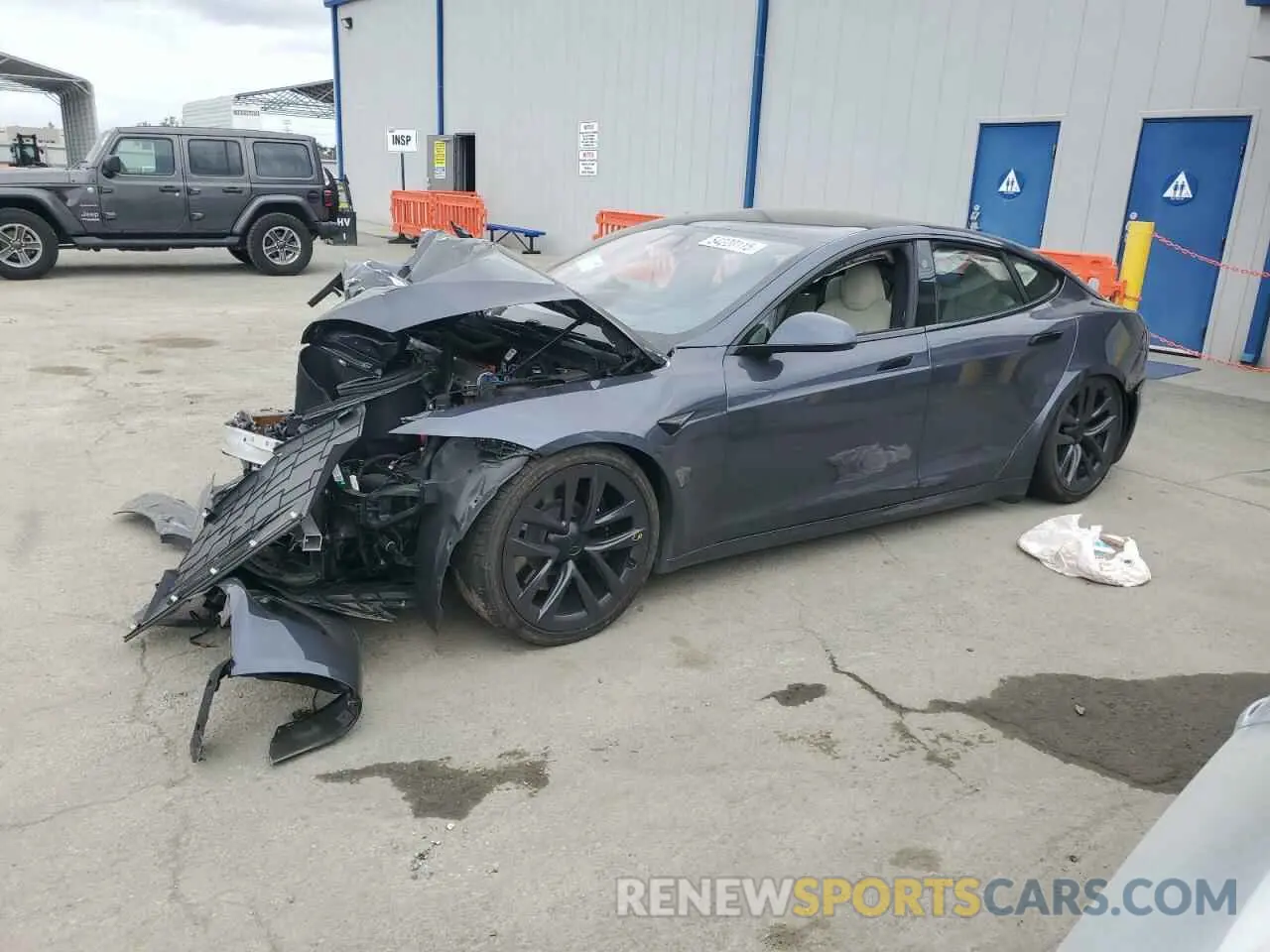 1 Фотография поврежденного автомобиля 5YJSA1E5XNF474238 TESLA MODEL S 2022