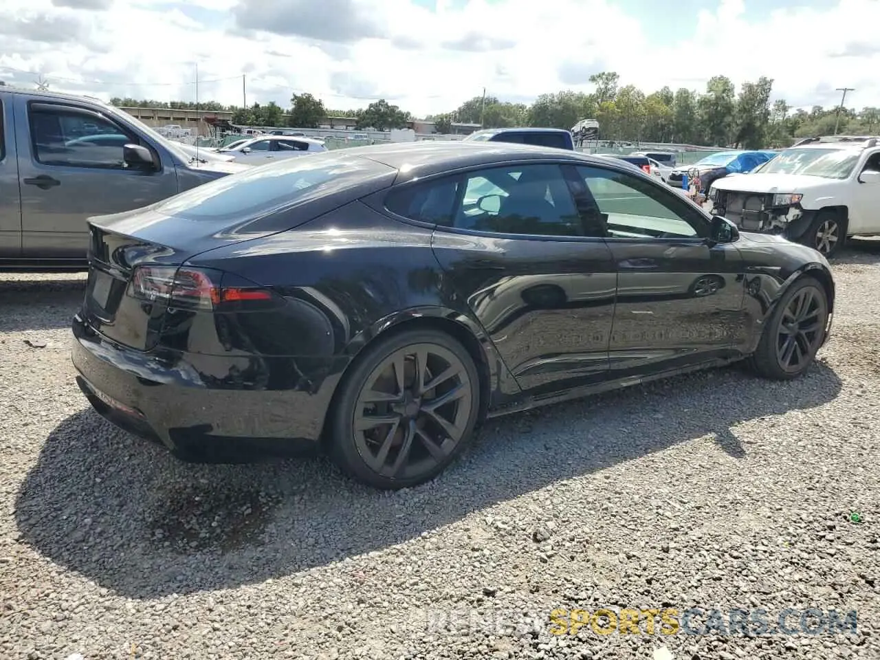 3 Photograph of a damaged car 5YJSA1E5XNF477673 TESLA MODEL S 2022