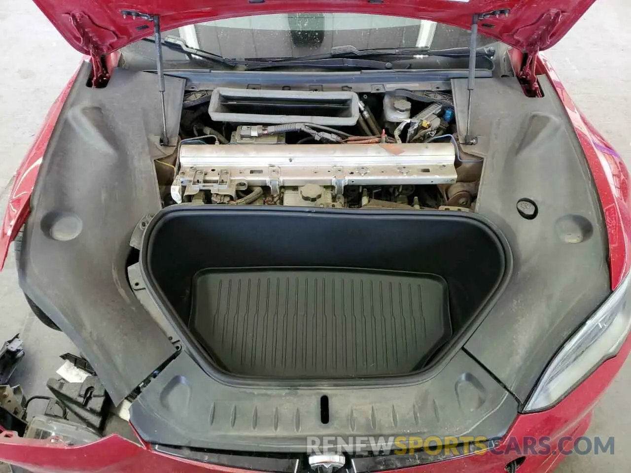 11 Photograph of a damaged car 5YJSA1E5XNF492299 TESLA MODEL S 2022