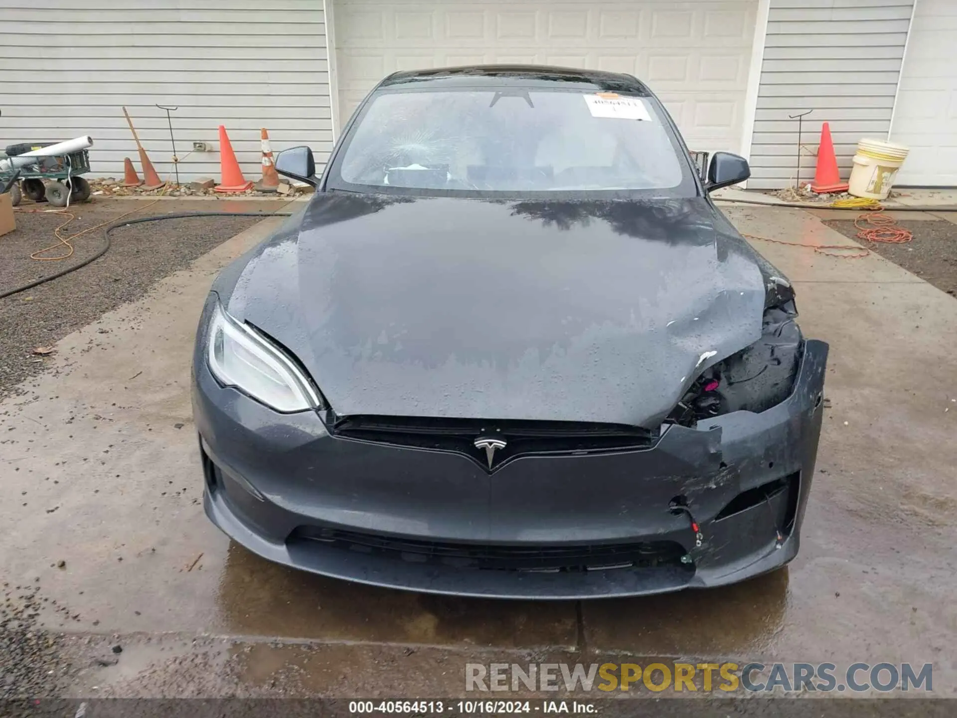 13 Photograph of a damaged car 5YJSA1E60NF461717 TESLA MODEL S 2022