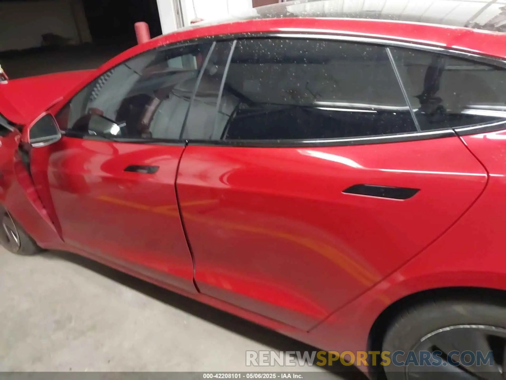 13 Фотография поврежденного автомобиля 5YJSA1E61NF471785 TESLA MODEL S 2022