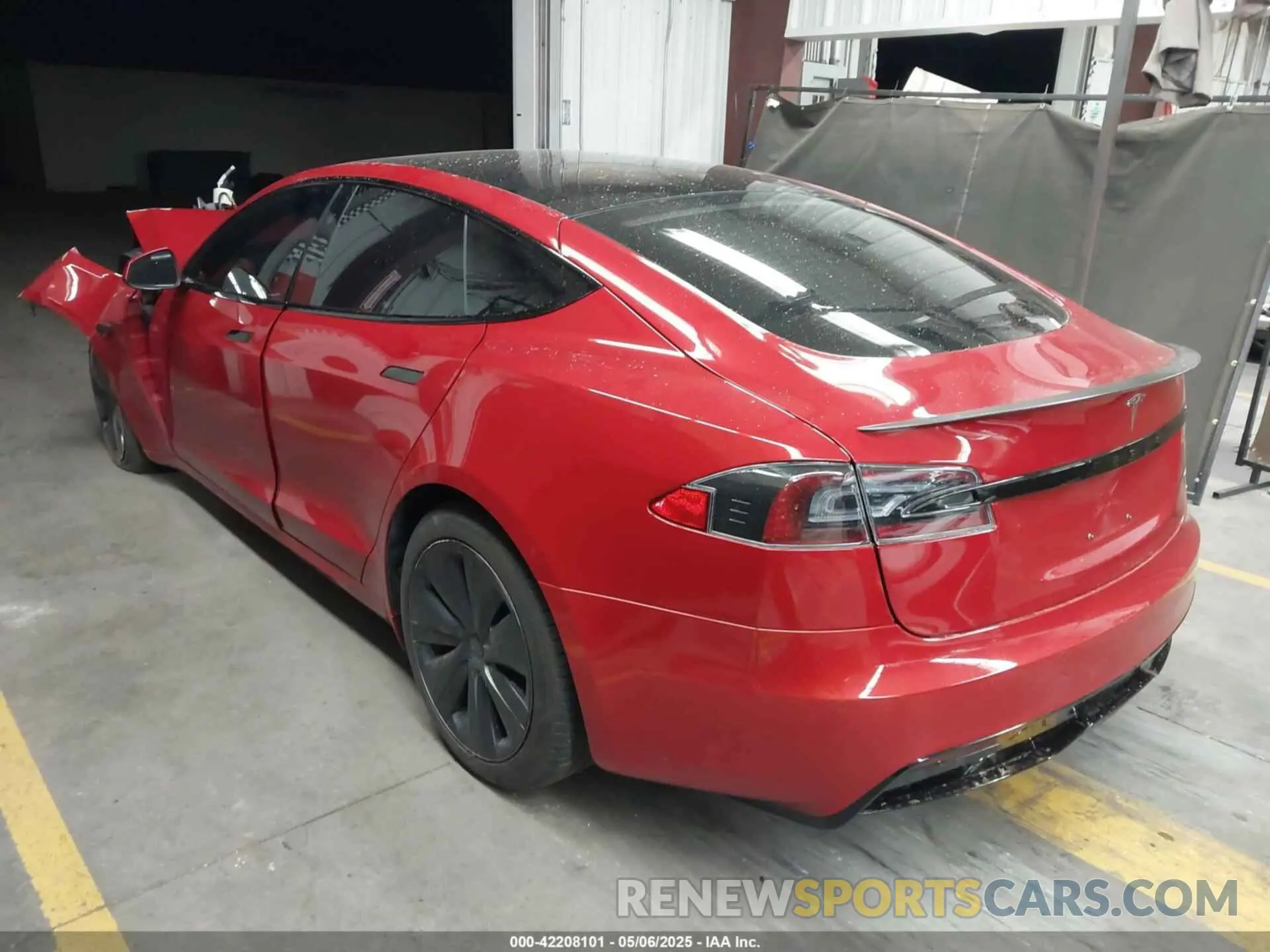 3 Фотография поврежденного автомобиля 5YJSA1E61NF471785 TESLA MODEL S 2022
