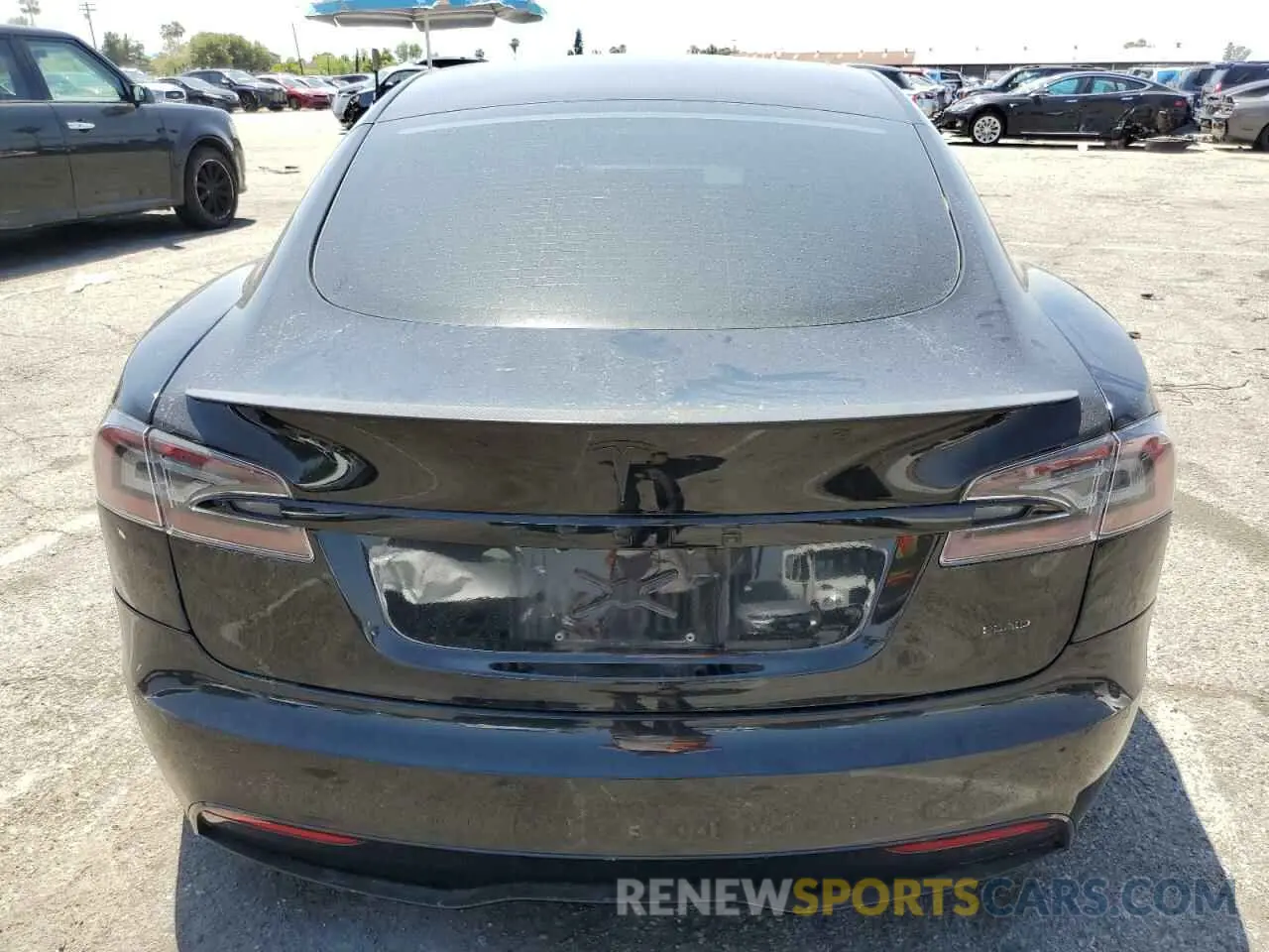 6 Photograph of a damaged car 5YJSA1E62NF471696 TESLA MODEL S 2022