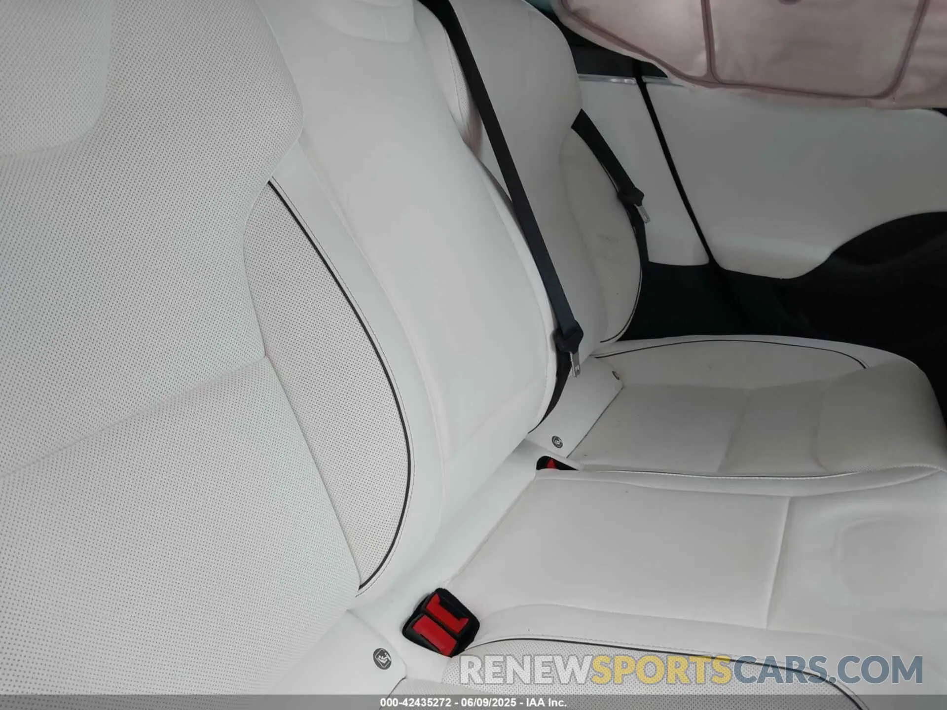 8 Фотография поврежденного автомобиля 5YJSA1E62NF487719 TESLA MODEL S 2022