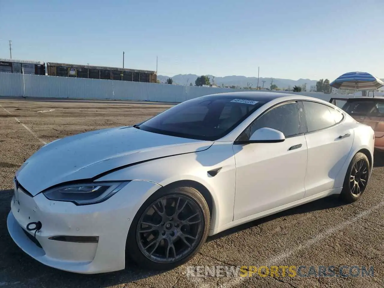 1 Photograph of a damaged car 5YJSA1E66NF467523 TESLA MODEL S 2022