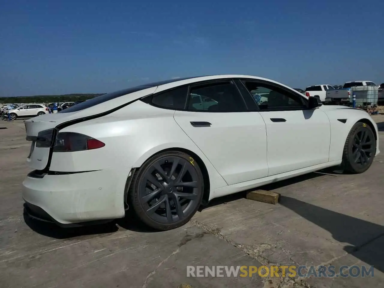 3 Фотография поврежденного автомобиля 5YJSA1E68NF466003 TESLA MODEL S 2022