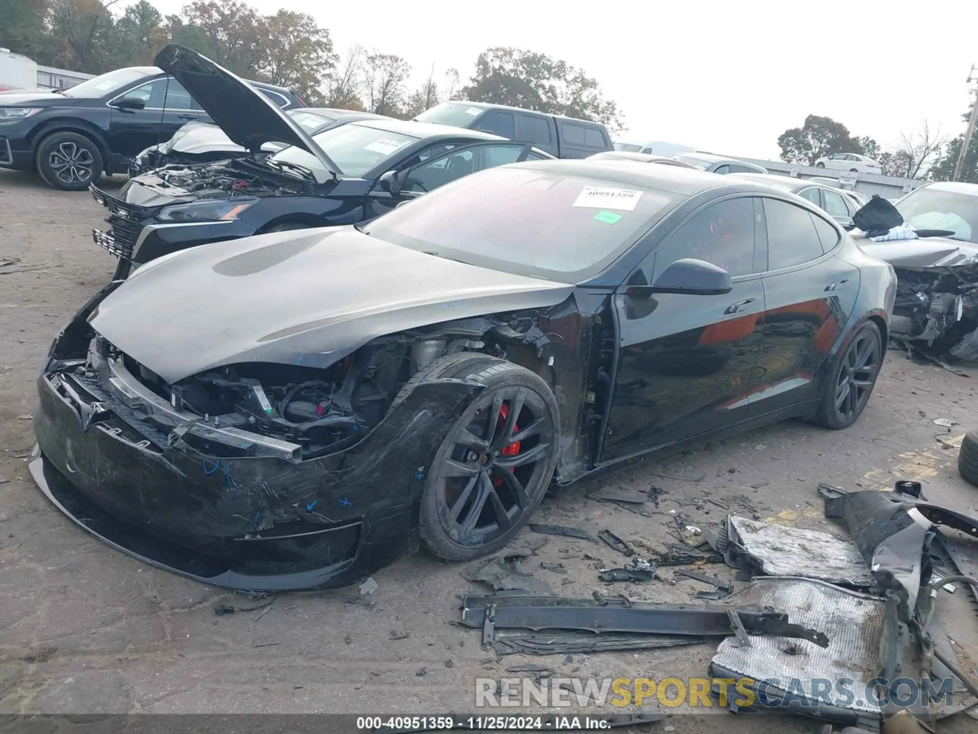 2 Photograph of a damaged car 5YJSA1E6XNF460235 TESLA MODEL S 2022