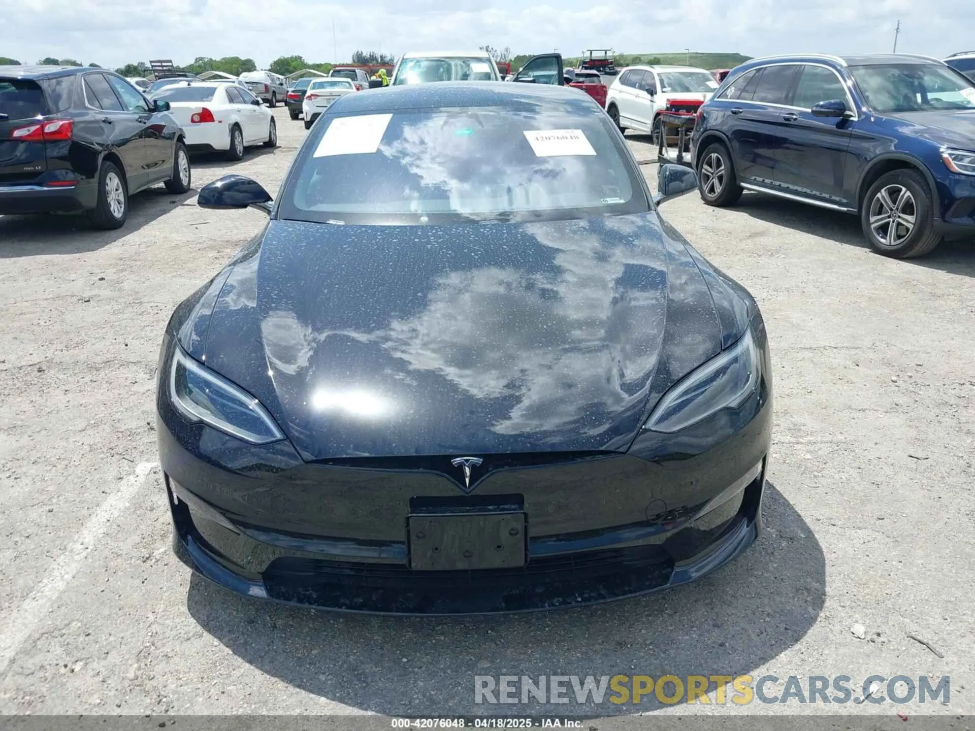 13 Фотография поврежденного автомобиля 5YJSA1E52PF531227 TESLA MODEL S 2023