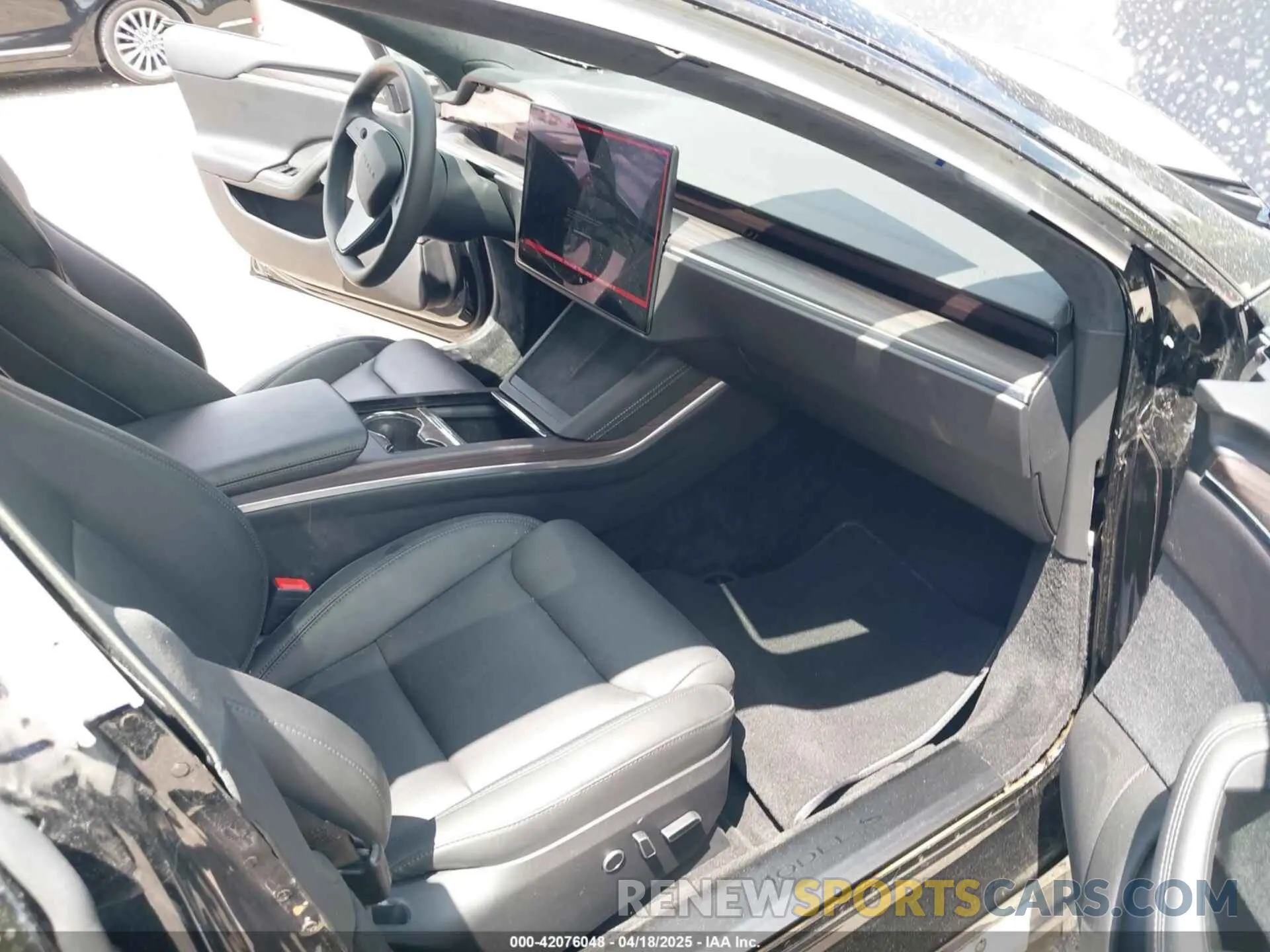 5 Фотография поврежденного автомобиля 5YJSA1E52PF531227 TESLA MODEL S 2023
