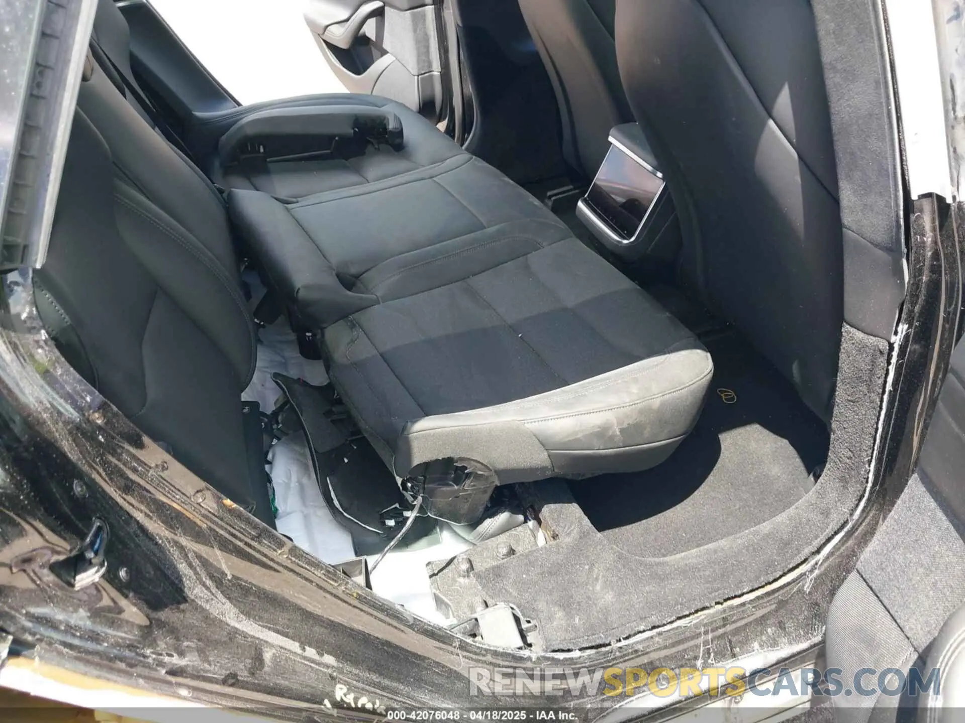 8 Фотография поврежденного автомобиля 5YJSA1E52PF531227 TESLA MODEL S 2023