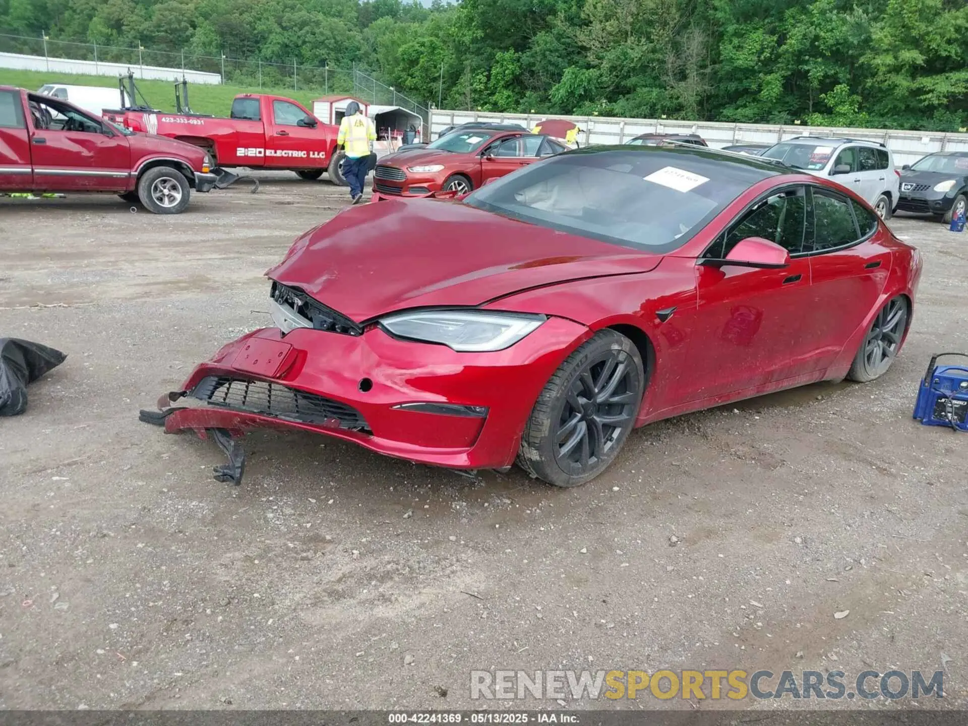 2 Фотография поврежденного автомобиля 5YJSA1E53PF516848 TESLA MODEL S 2023