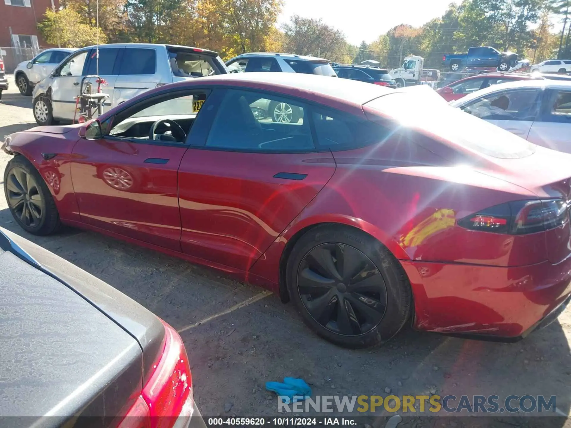 14 Photograph of a damaged car 5YJSA1E53PF523735 TESLA MODEL S 2023