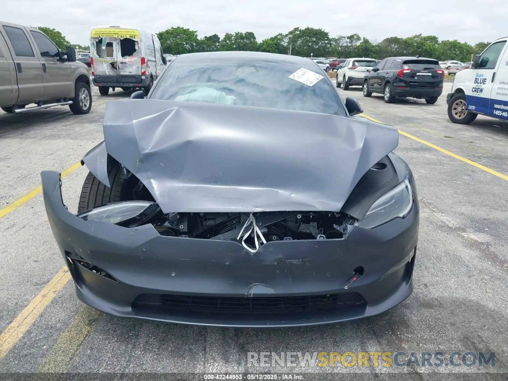 11 Photograph of a damaged car 5YJSA1E54PF501565 TESLA MODEL S 2023