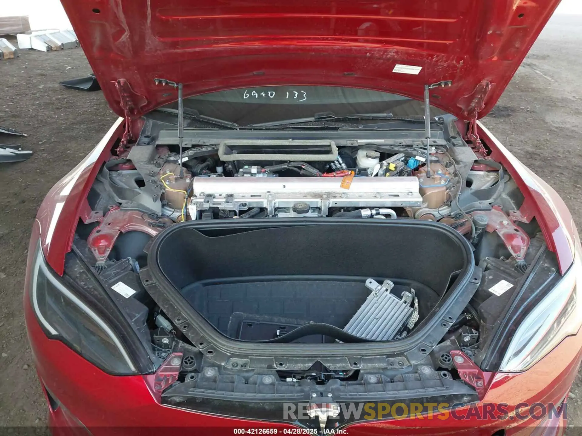 10 Фотография поврежденного автомобиля 5YJSA1E55PF513708 TESLA MODEL S 2023