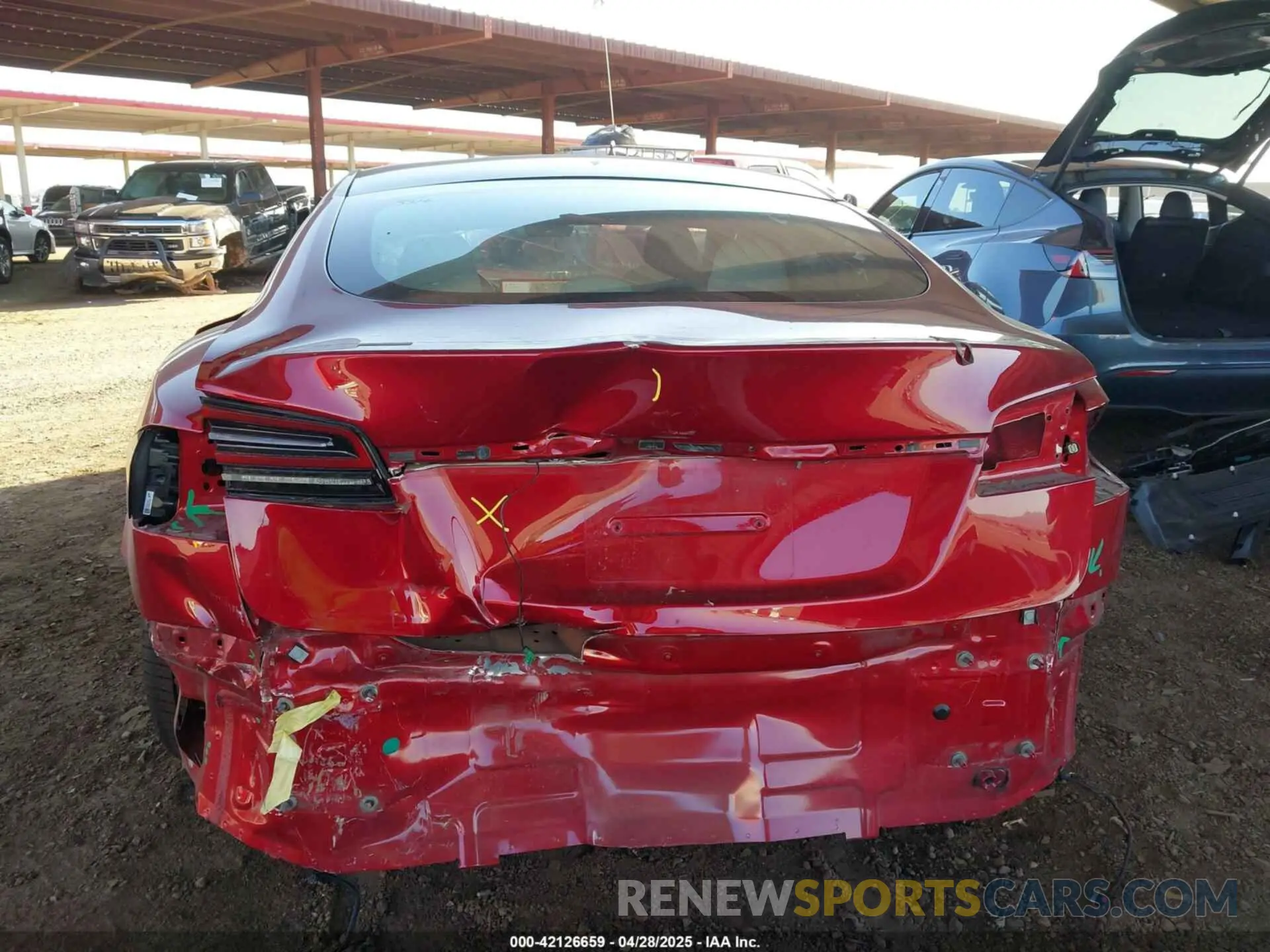 16 Фотография поврежденного автомобиля 5YJSA1E55PF513708 TESLA MODEL S 2023