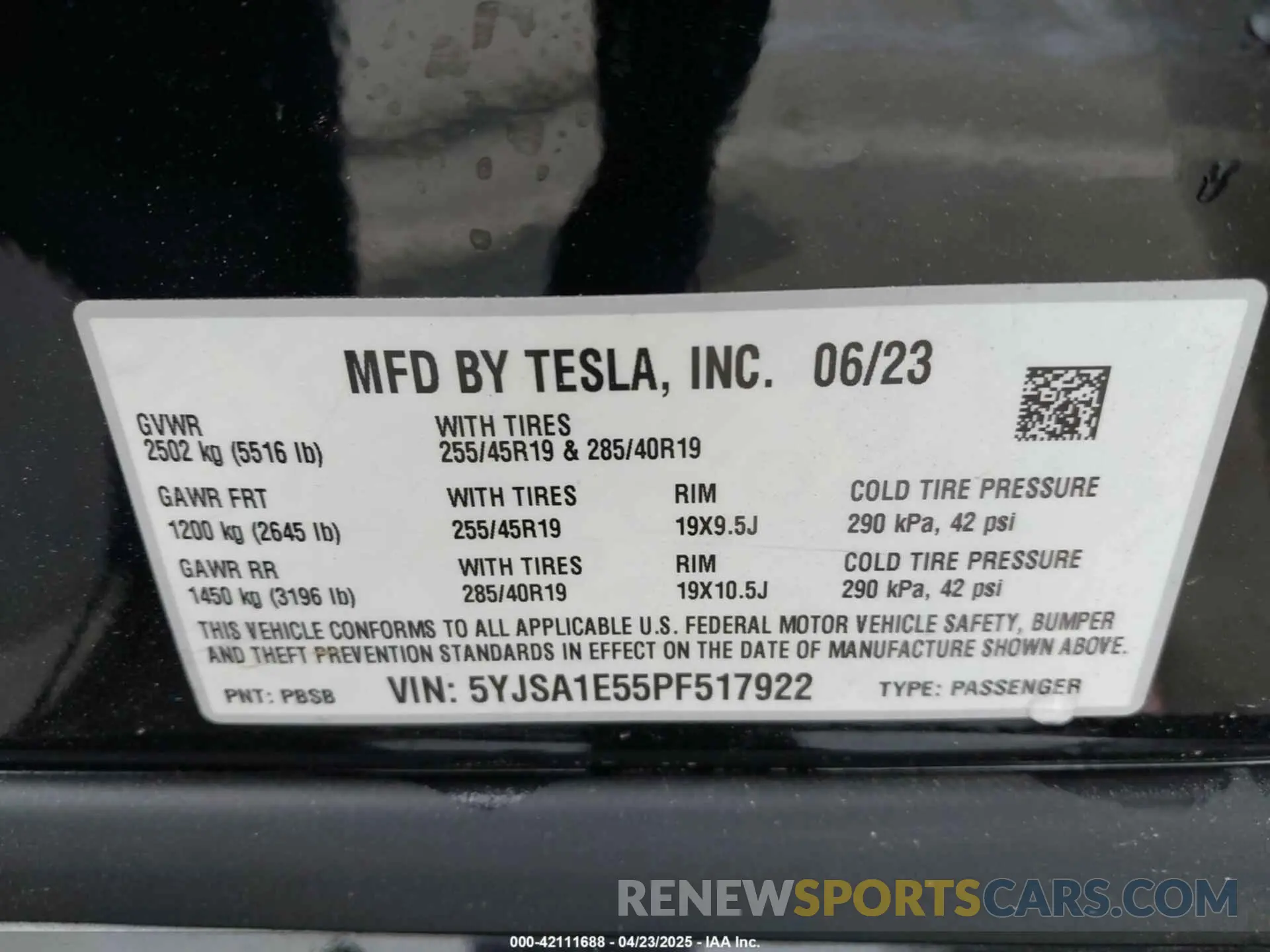9 Photograph of a damaged car 5YJSA1E55PF517922 TESLA MODEL S 2023