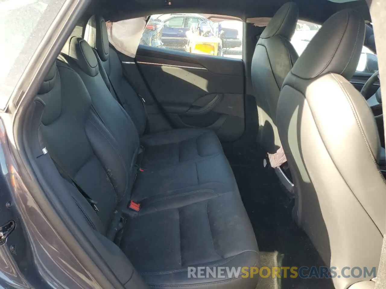 11 Photograph of a damaged car 5YJSA1E55PF522232 TESLA MODEL S 2023