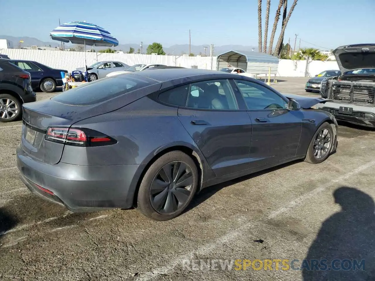 3 Photograph of a damaged car 5YJSA1E55PF522232 TESLA MODEL S 2023