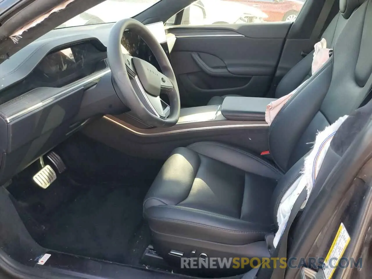7 Photograph of a damaged car 5YJSA1E55PF522232 TESLA MODEL S 2023