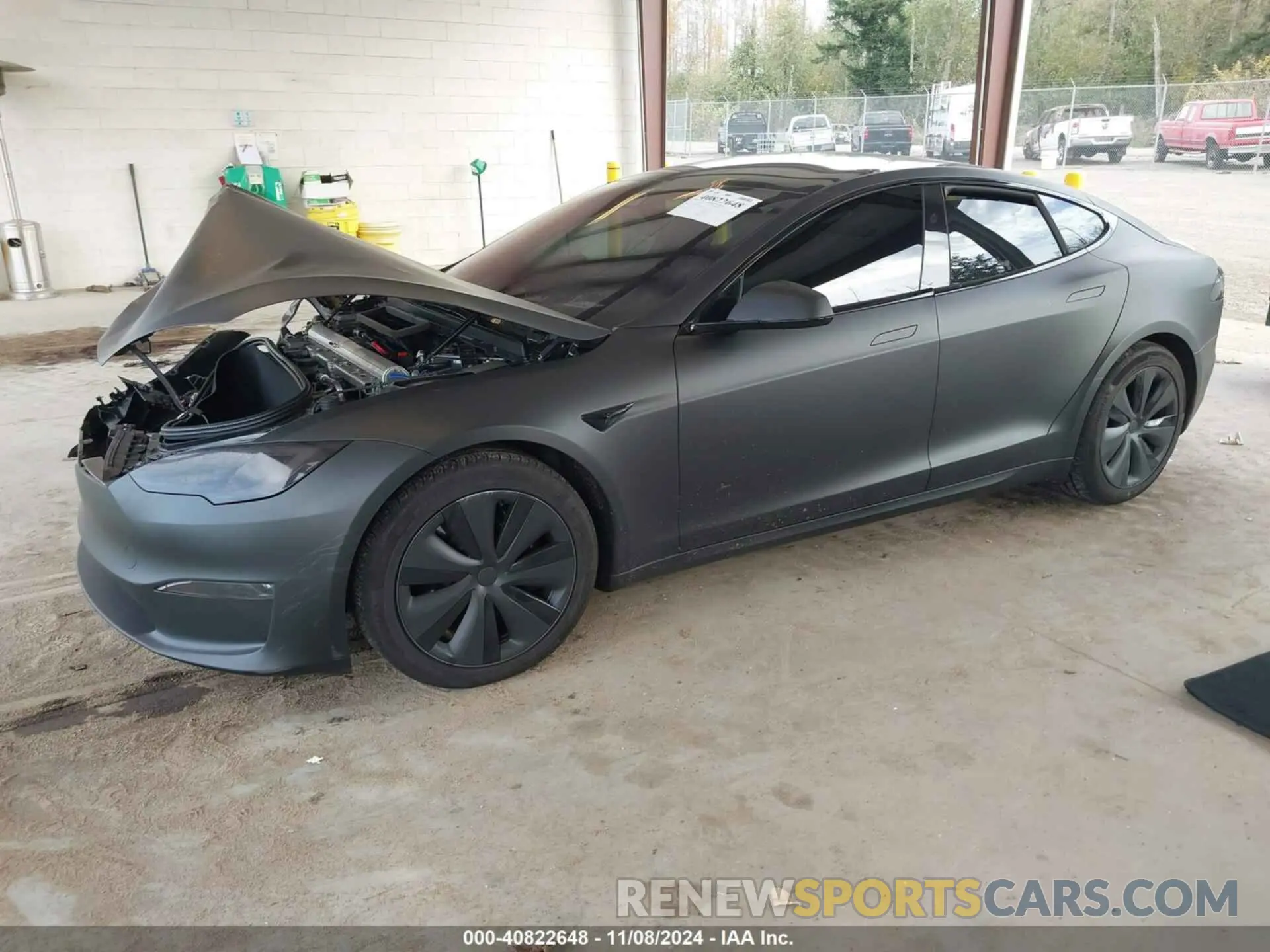 2 Photograph of a damaged car 5YJSA1E56PF530498 TESLA MODEL S 2023