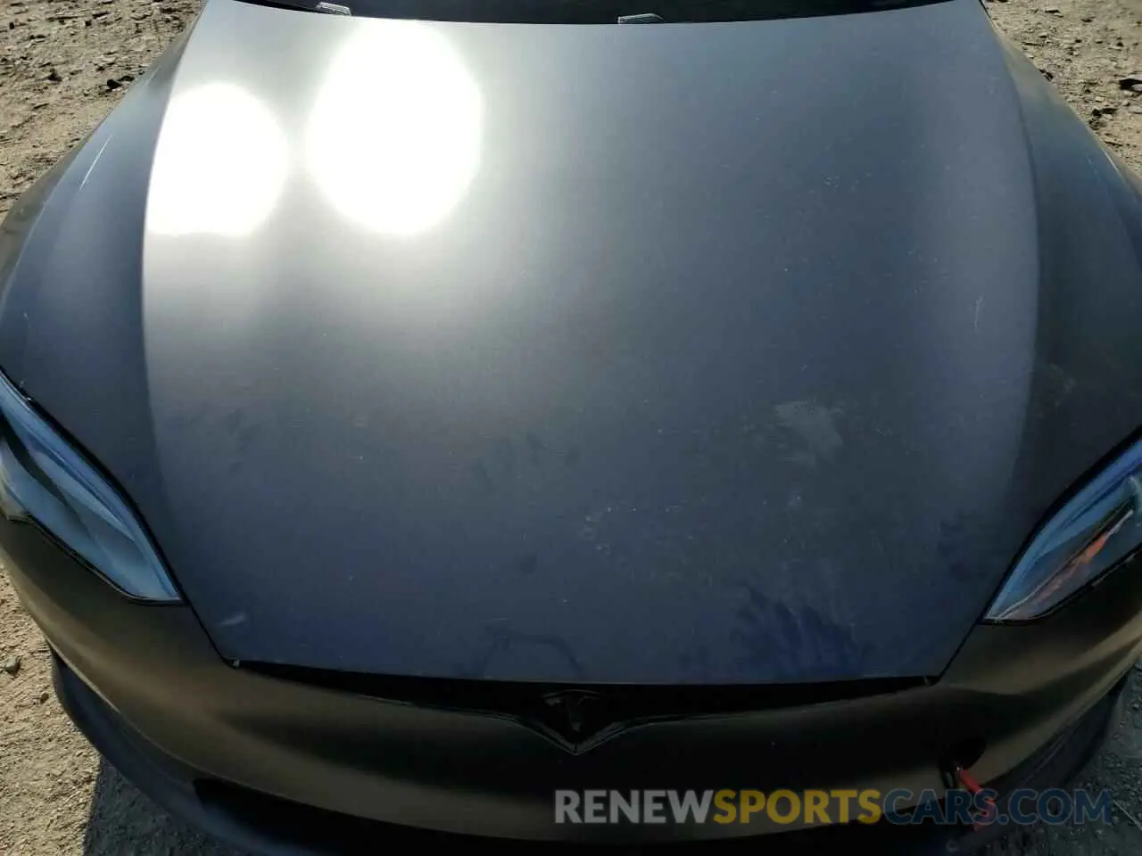 11 Photograph of a damaged car 5YJSA1E58PF526873 TESLA MODEL S 2023