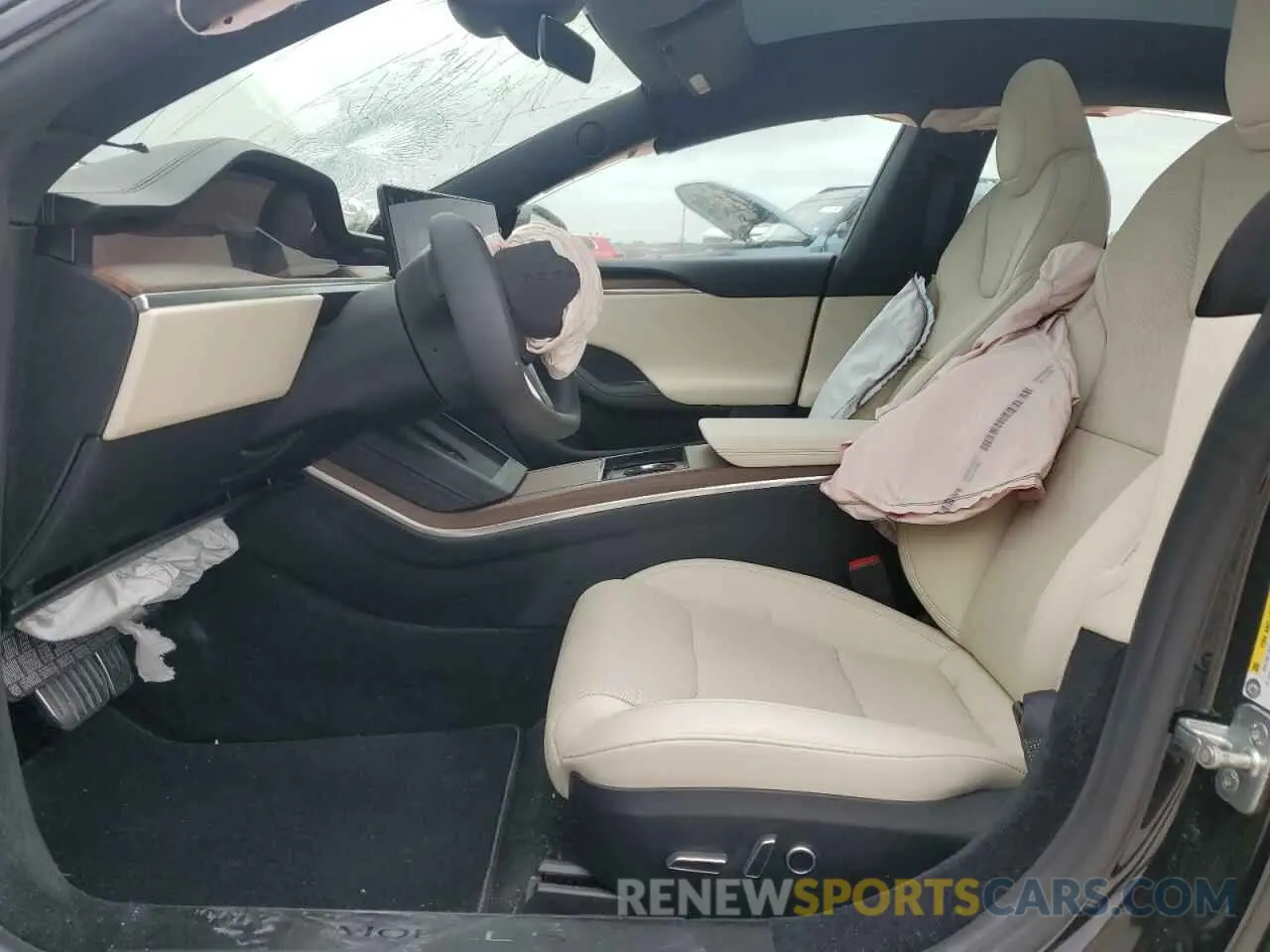 7 Photograph of a damaged car 5YJSA1E58PF531166 TESLA MODEL S 2023