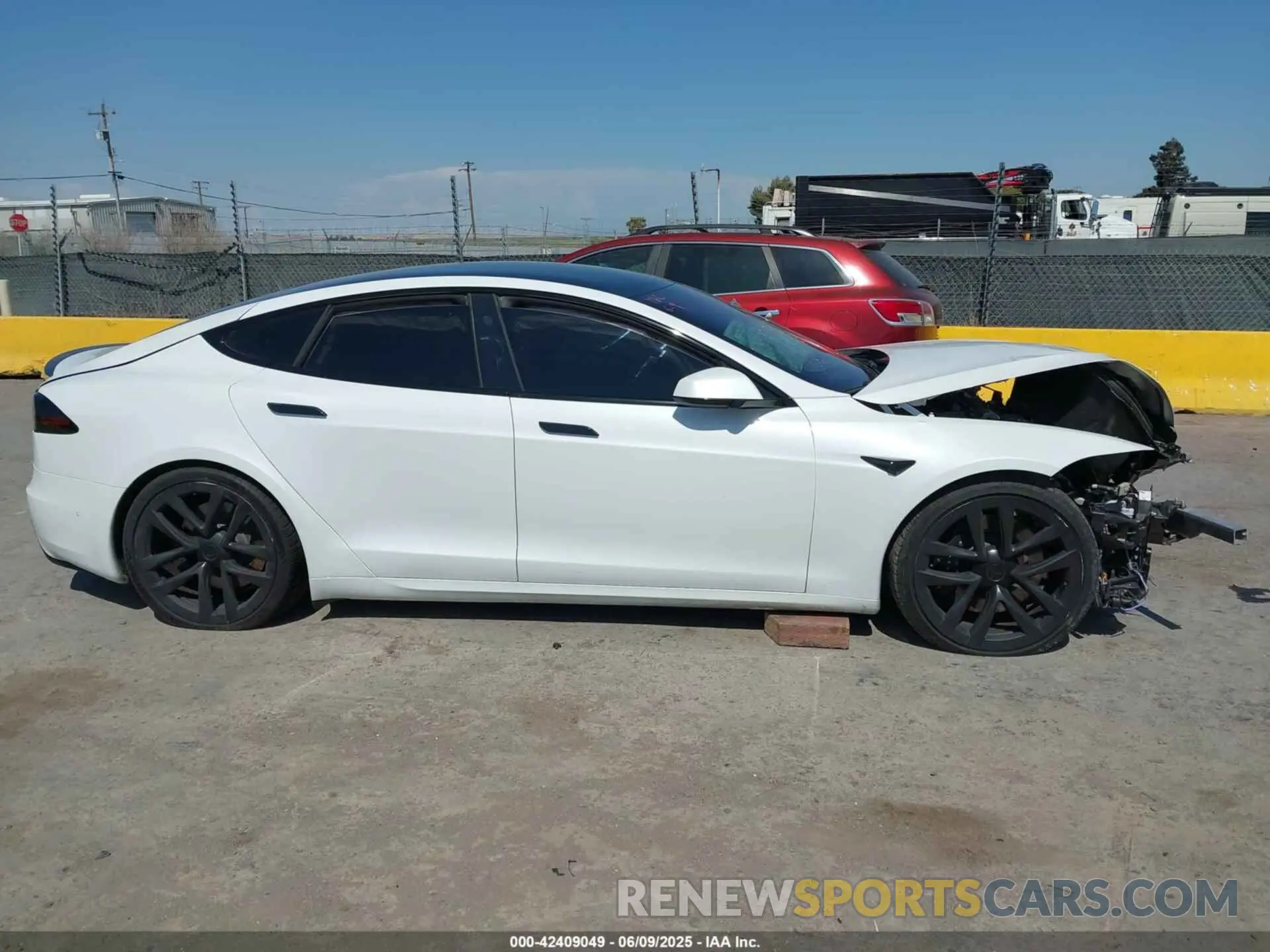 13 Фотография поврежденного автомобиля 5YJSA1E59PF500816 TESLA MODEL S 2023