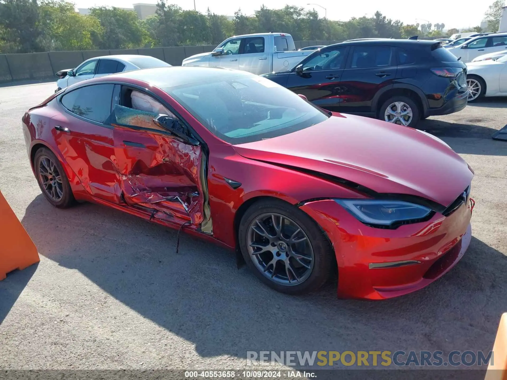 1 Photograph of a damaged car 5YJSA1E5XPF522145 TESLA MODEL S 2023