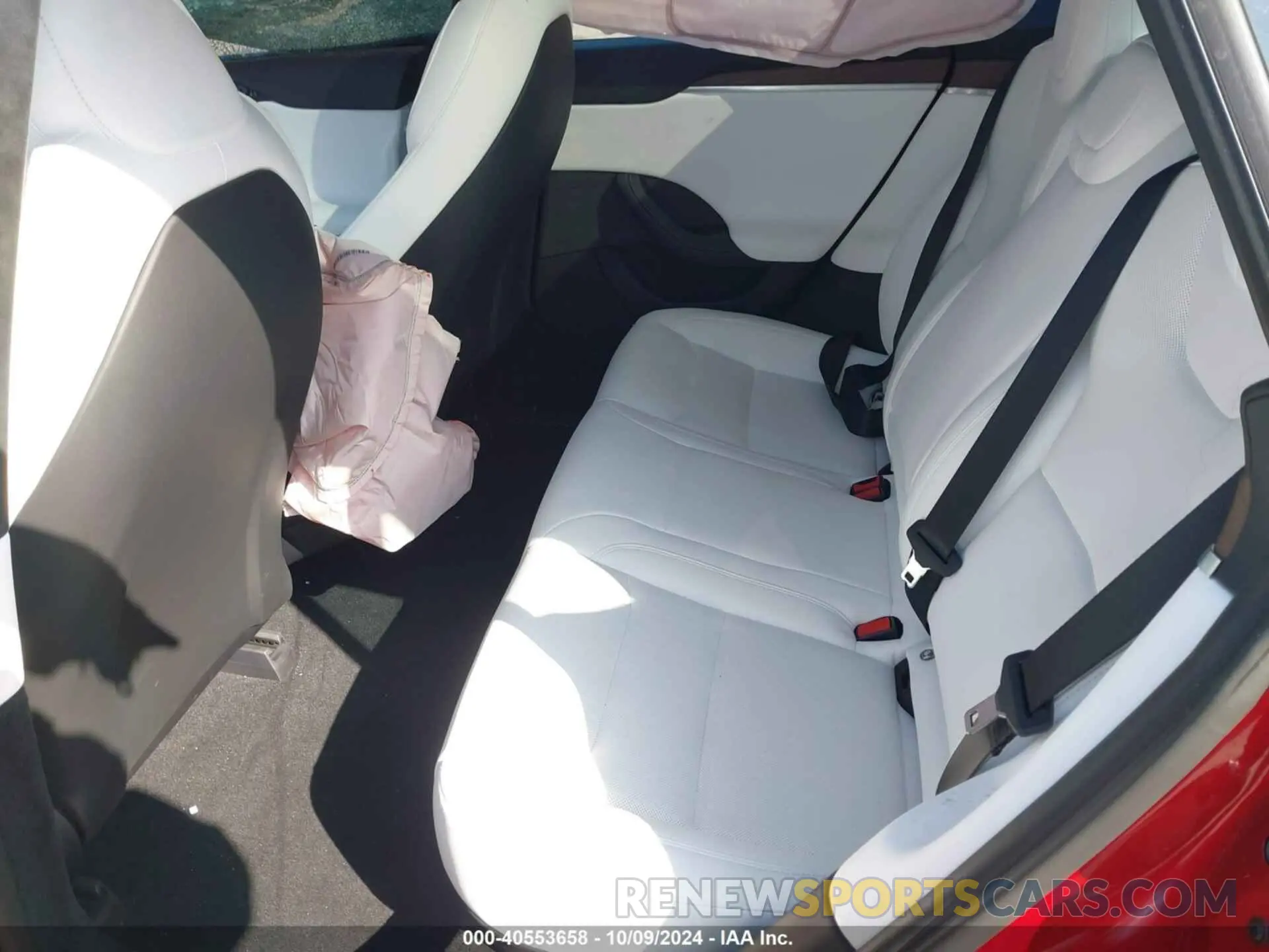 8 Photograph of a damaged car 5YJSA1E5XPF522145 TESLA MODEL S 2023