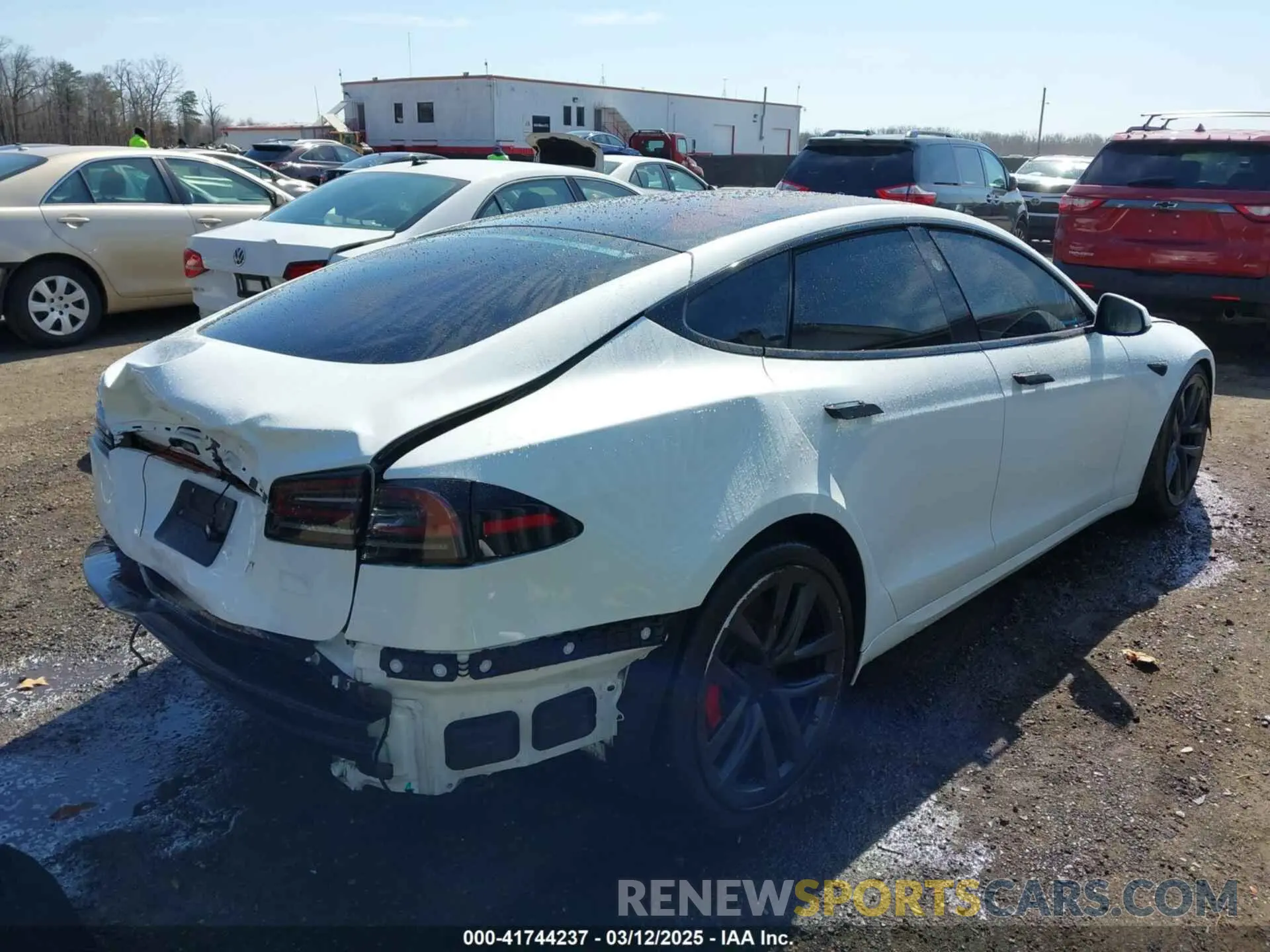 4 Photograph of a damaged car 5YJSA1E60PF518405 TESLA MODEL S 2023